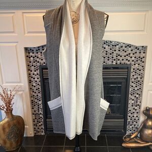 Supply and Demand grey vest with super soft inside, size medium